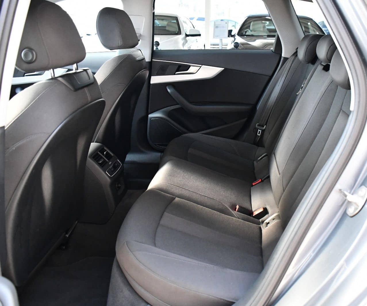 Audi A4 Avant sport Aut. S-Line MMI Virtual Akustik foto 13