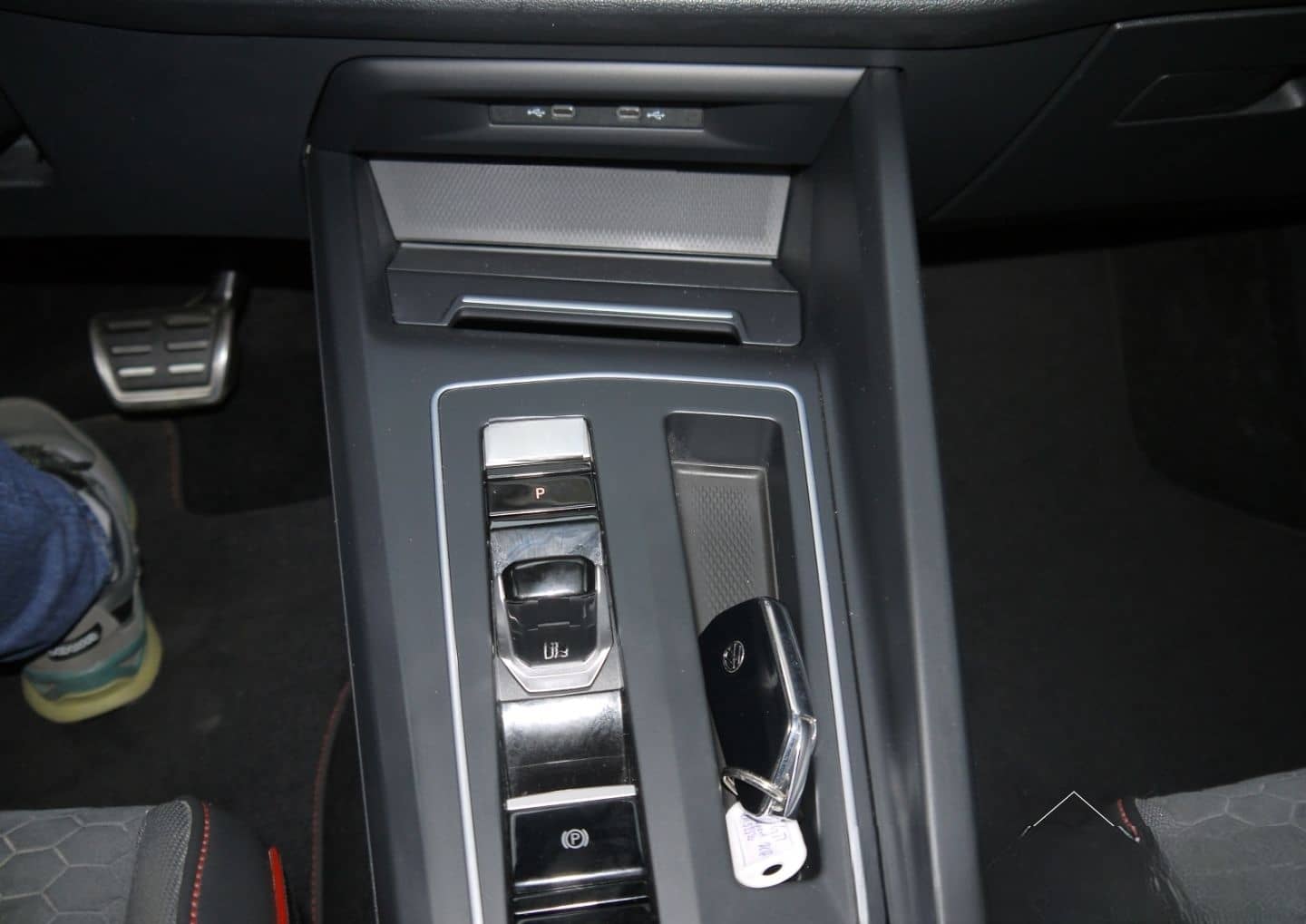 Volkswagen Golf GTI DSG ClubSport NAVI/Matrix/Harman/DCC foto 12