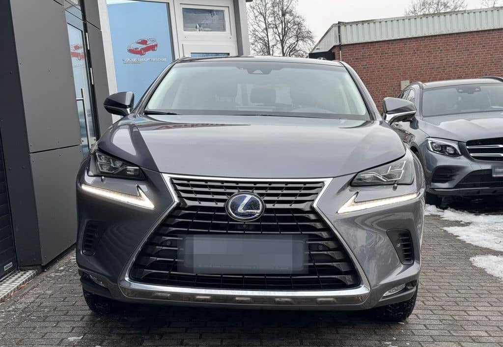 Lexus NX 300h ALLRAD foto 2