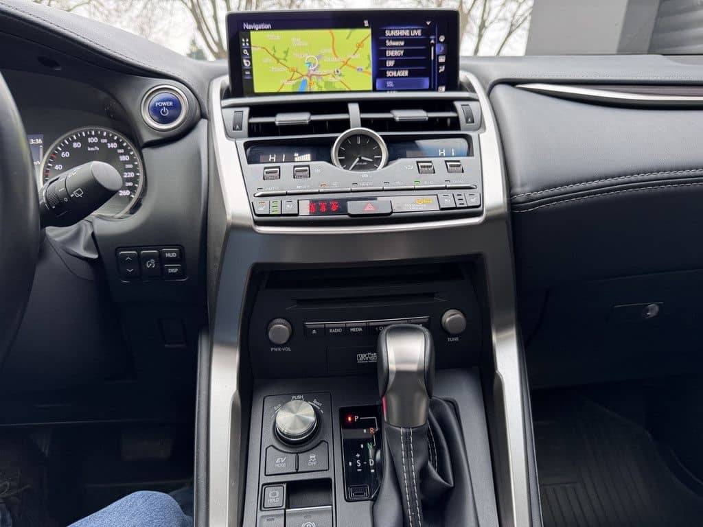 Lexus NX 300h ALLRAD foto 15