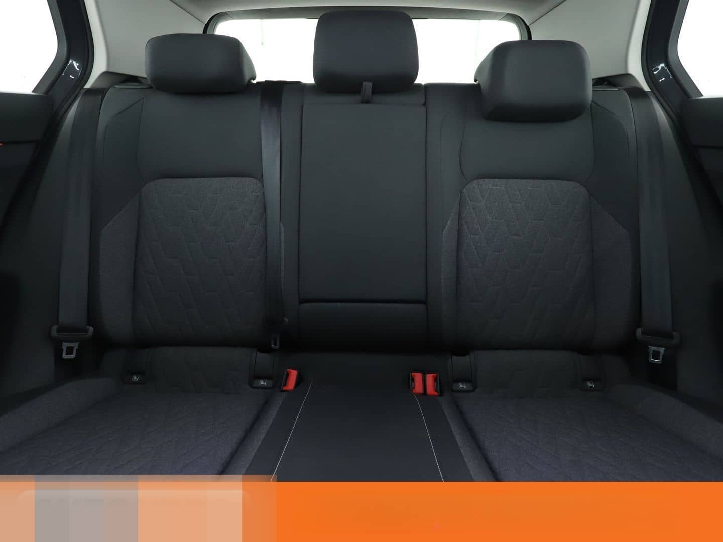 Volkswagen Golf VIII 1.0 eTSI Move Aut.*NAVI*LED*ACC*PDC* foto 16