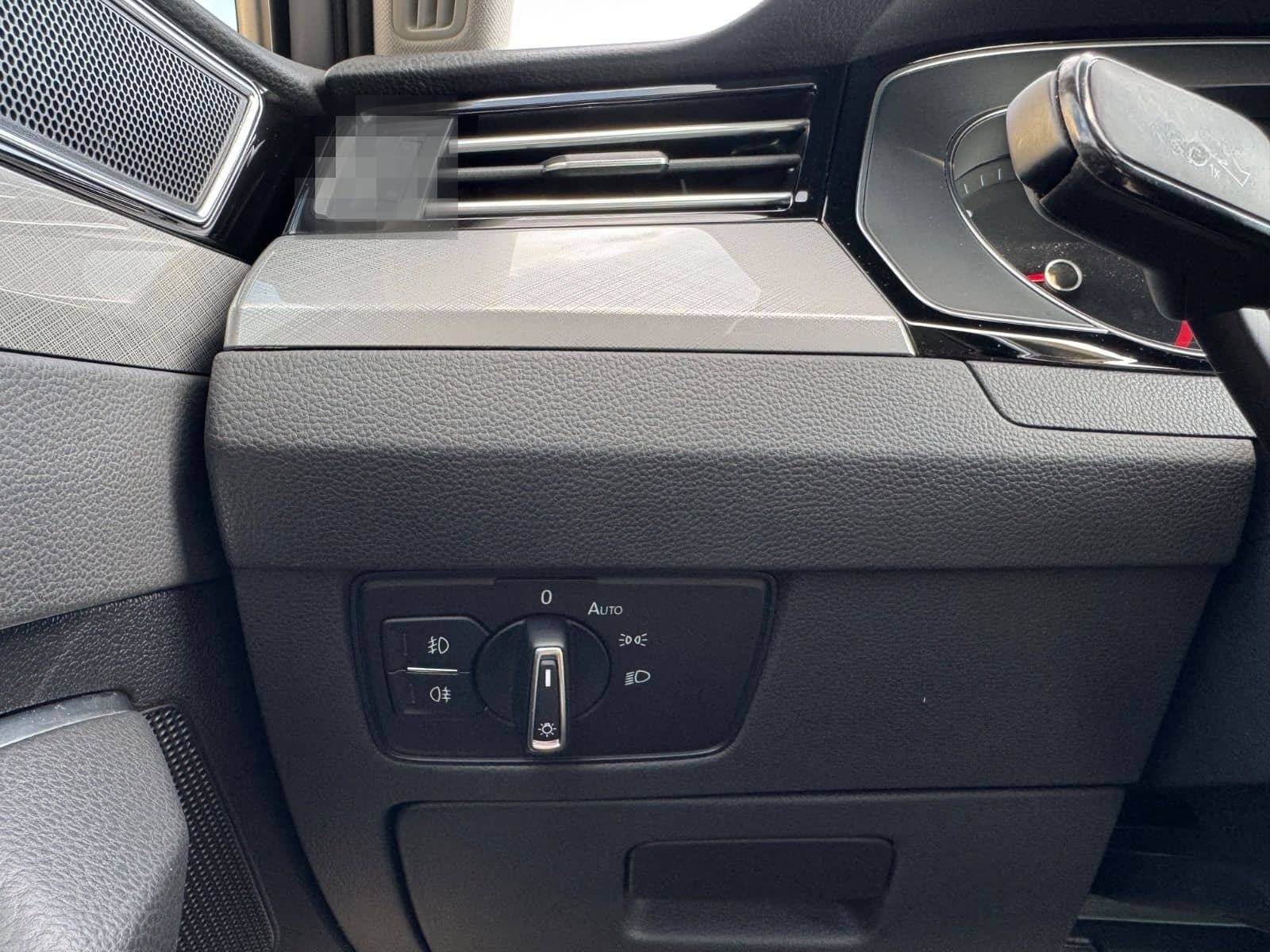 Volkswagen Passat Var Business 2.0TDI AHK Kamera TravelAss foto 11