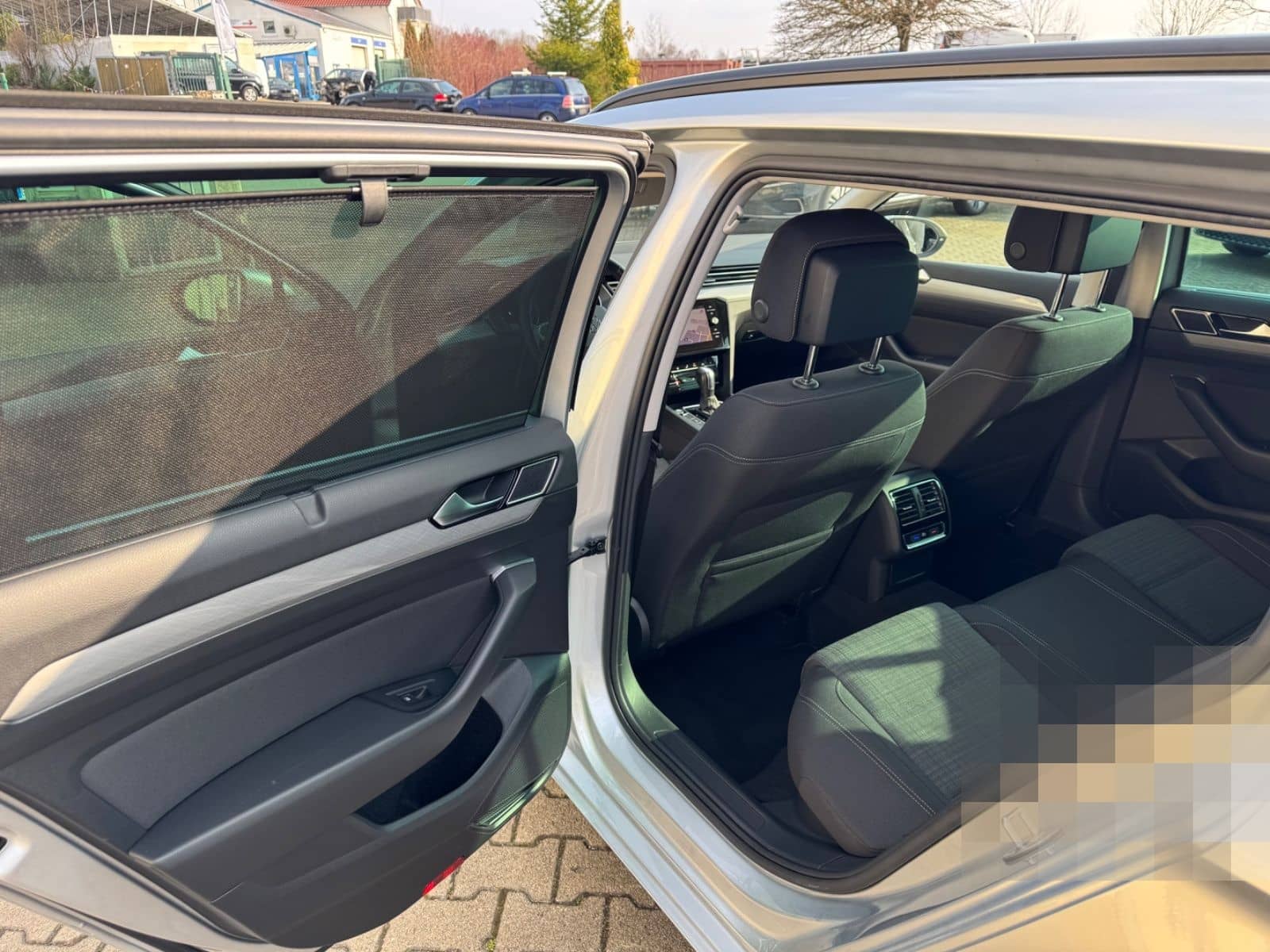 Volkswagen Passat Var Business 2.0TDI AHK Kamera TravelAss foto 16