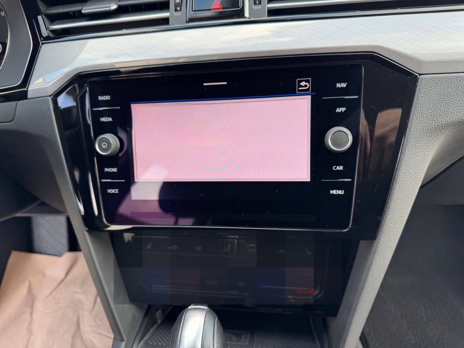 Volkswagen Passat Var Business 2.0TDI AHK Kamera TravelAss foto 25