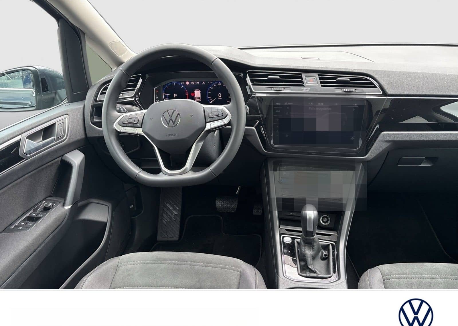 Volkswagen Touran 2.0 HIGHLINE AHK PANO NAVI CARPLAY foto 6