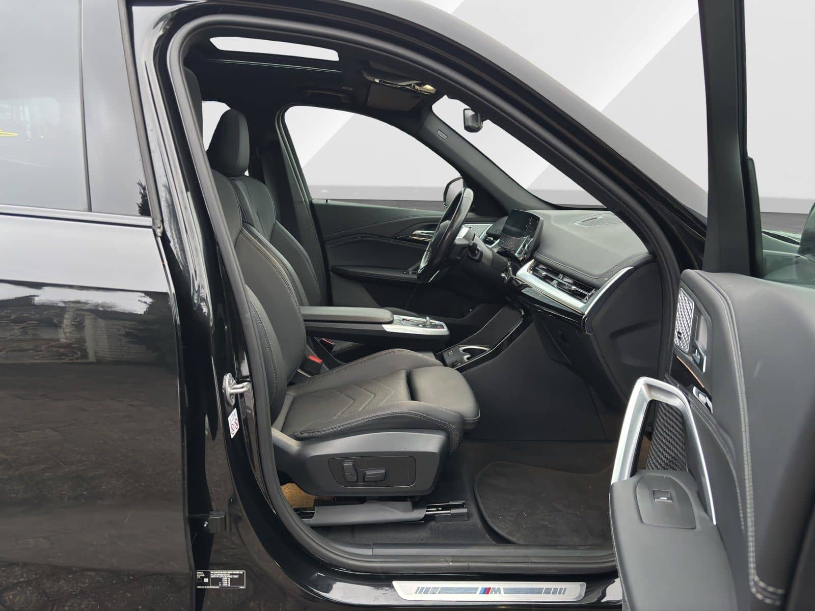 BMW iX1 xDrive30 M Sport | AHK | Memory | HarmanK |  foto 11