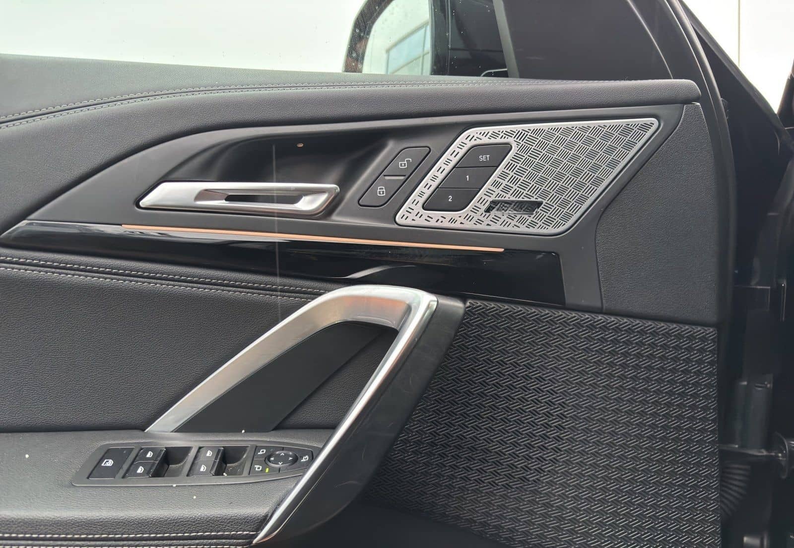 BMW iX1 xDrive30 M Sport | AHK | Memory | HarmanK |  foto 19