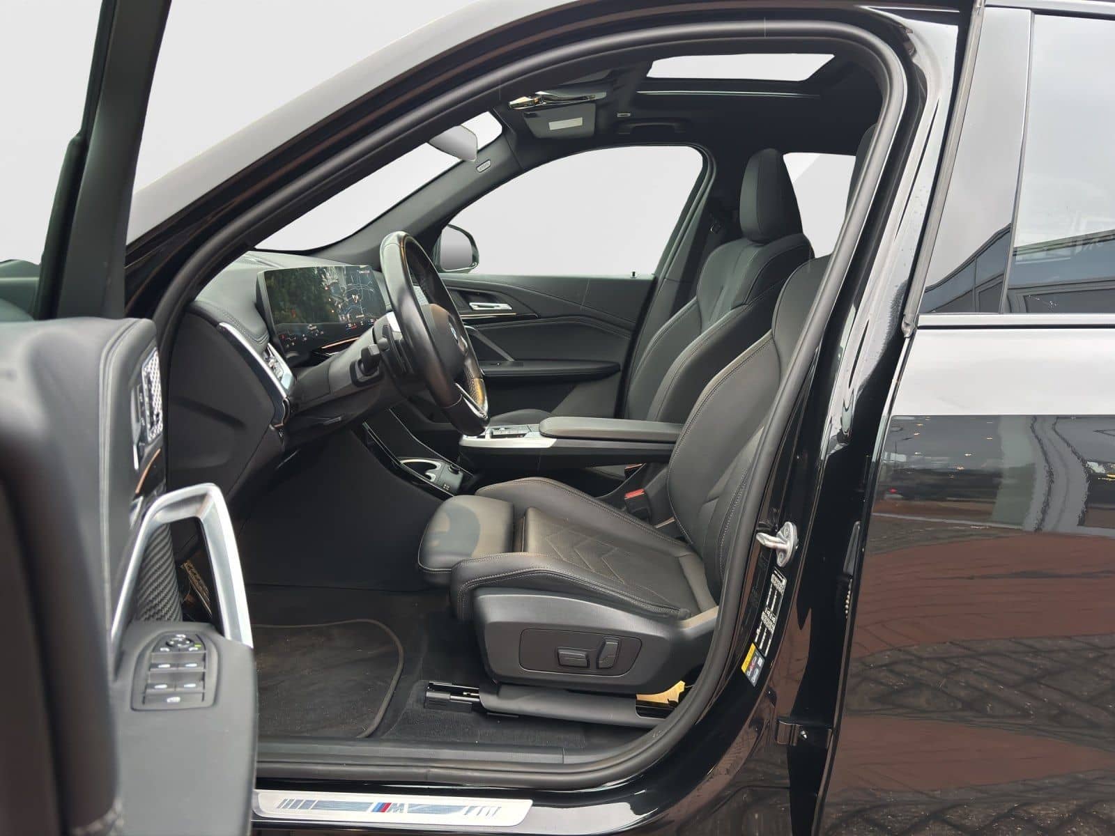 BMW iX1 xDrive30 M Sport | AHK | Memory | HarmanK |  foto 10