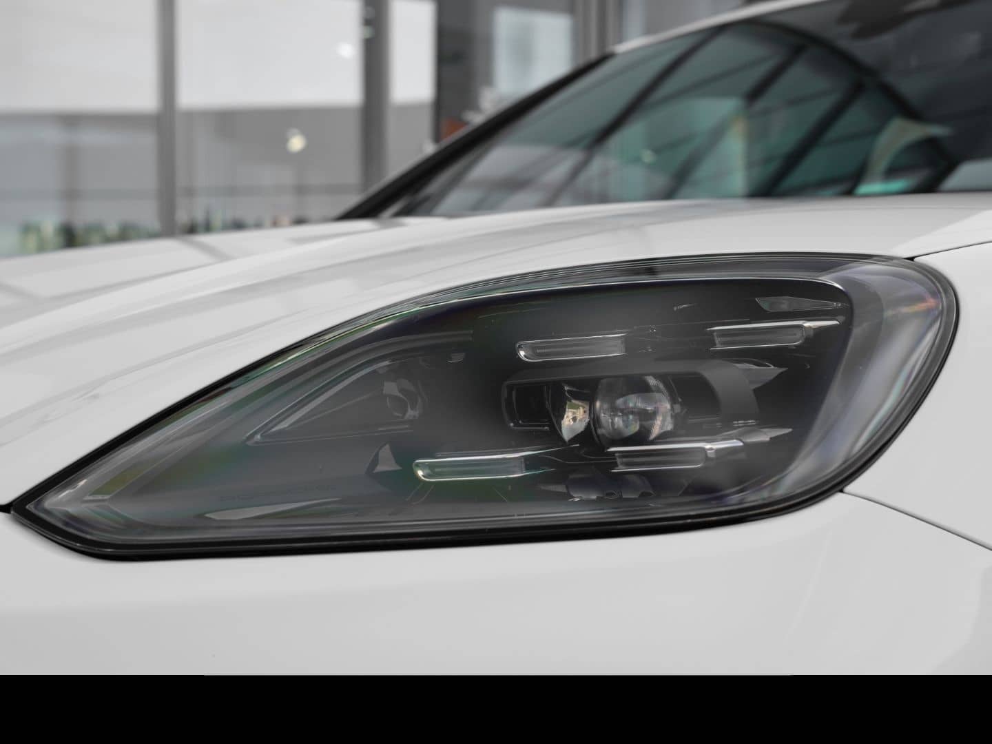 Porsche Cayenne E-Hybrid HA-Lenkung InnoDrive Head-Up foto 18