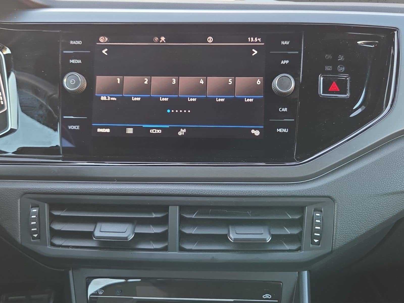 Volkswagen Polo 1.0 TSI 110PS DSG R-Line MatrixLED|Navi|SHZ foto 16