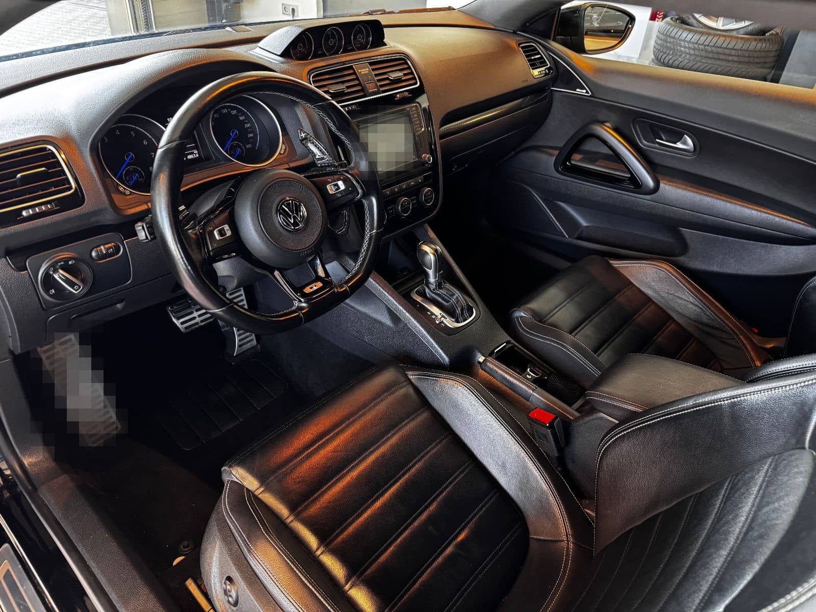 Volkswagen Scirocco 2,0TSI R , Leder,Navi,SoundSystem foto 12