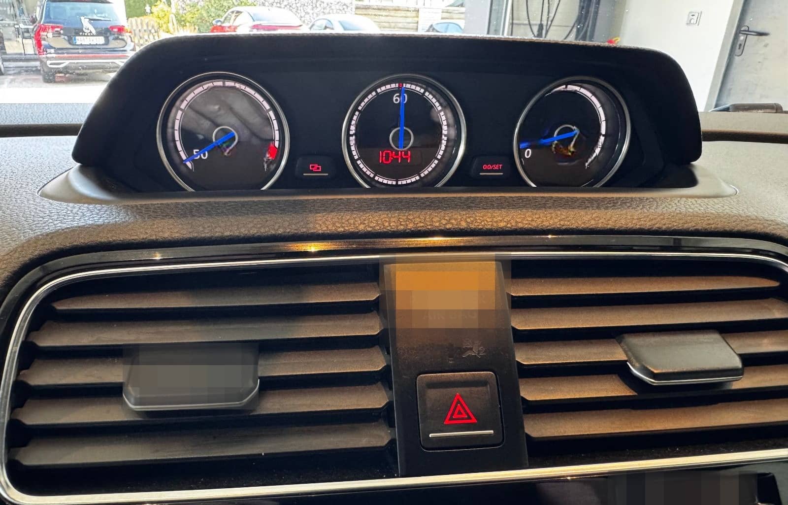 Volkswagen Scirocco 2,0TSI R , Leder,Navi,SoundSystem foto 15