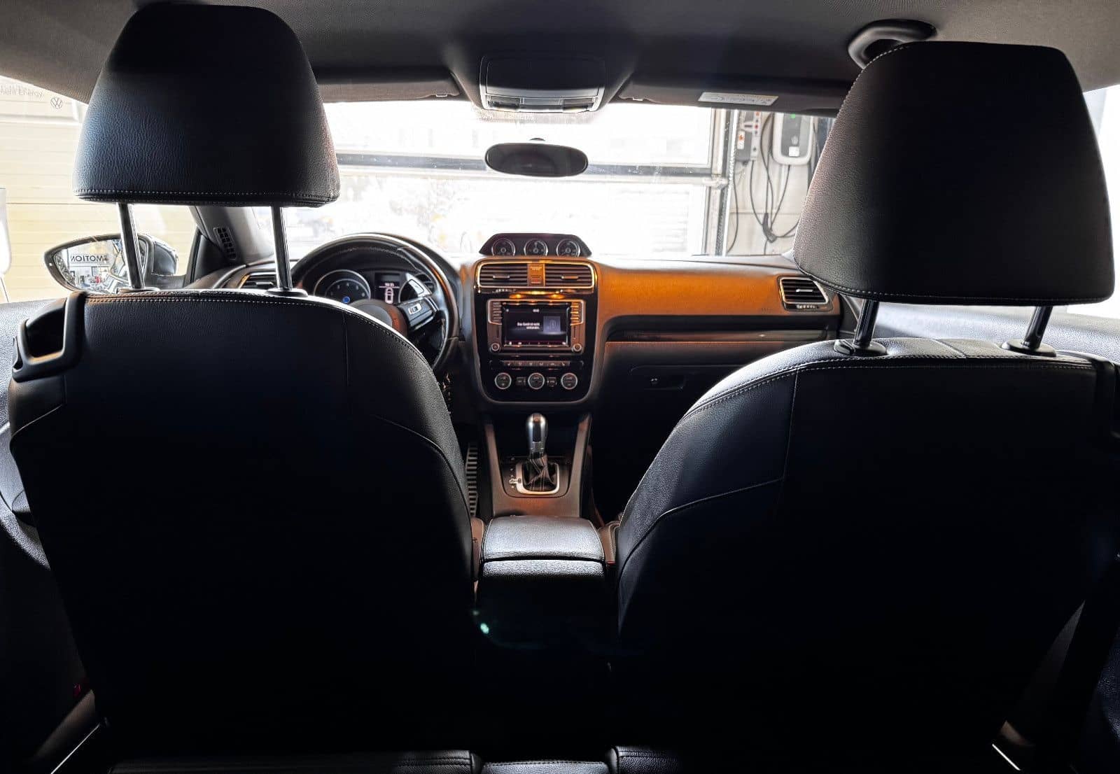 Volkswagen Scirocco 2,0TSI R , Leder,Navi,SoundSystem foto 16