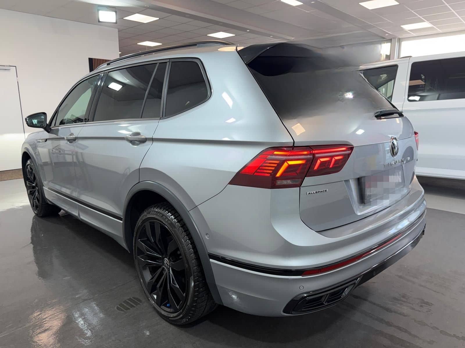 Volkswagen Tiguan Allspace R-Line 4Motion/Pano-Dach/ACC/PDC foto 8