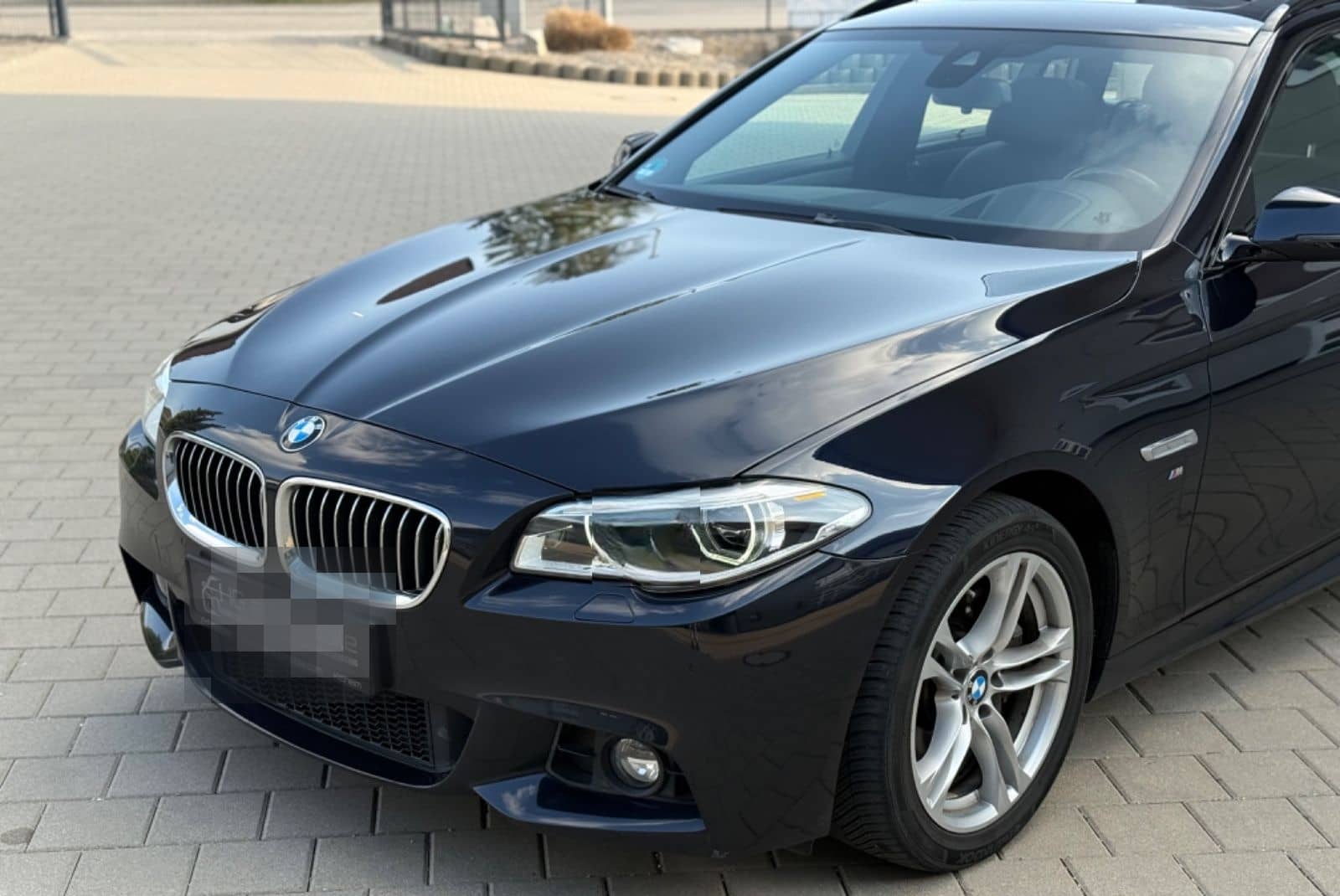 BMW 530d 5 Touring 530 d xDrive M-Paket/Pano/Service foto 9