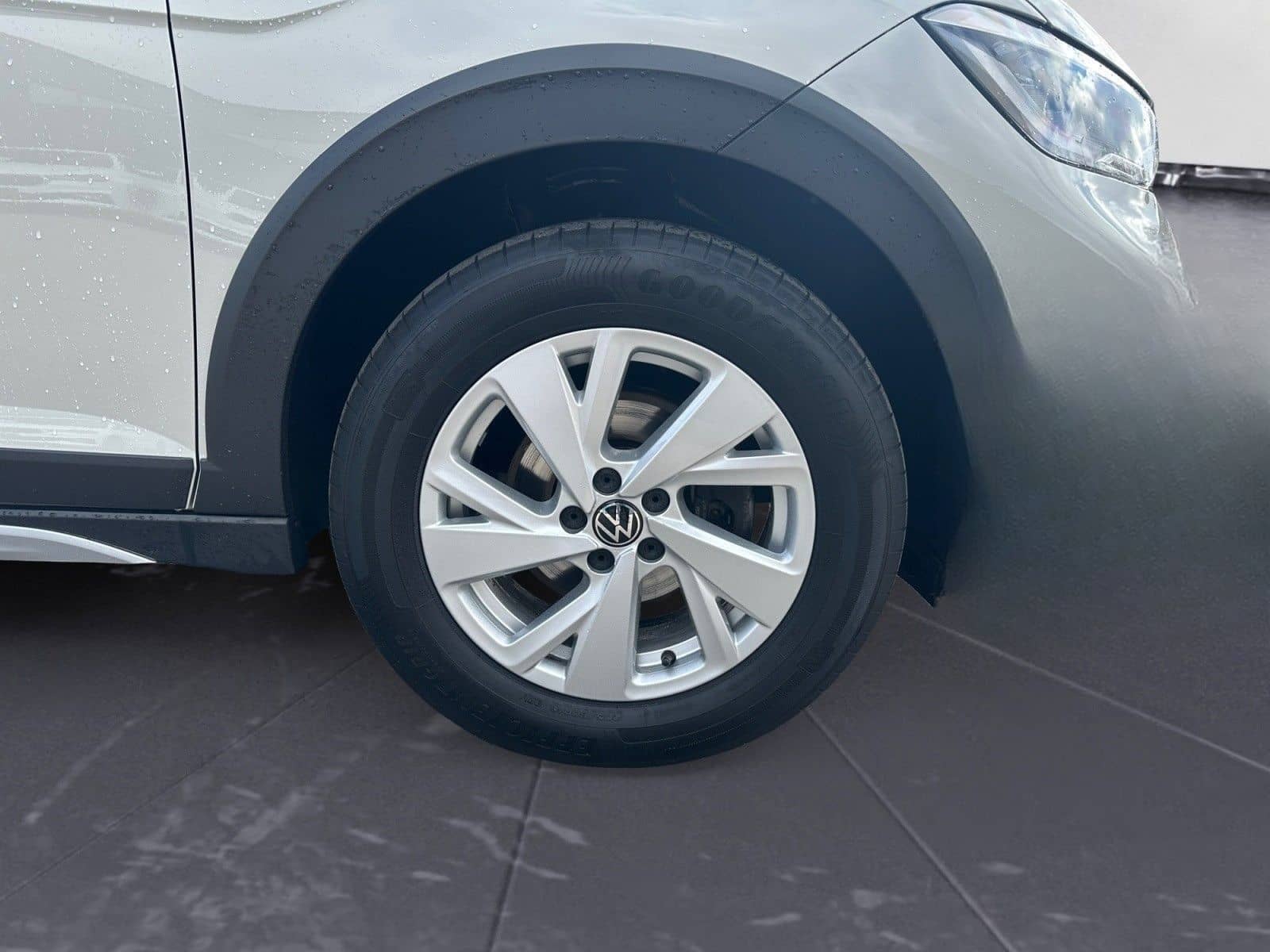 Volkswagen Taigo 1.5 TSI DSG Navi LED LaneAssist DAB+ PDC foto 12