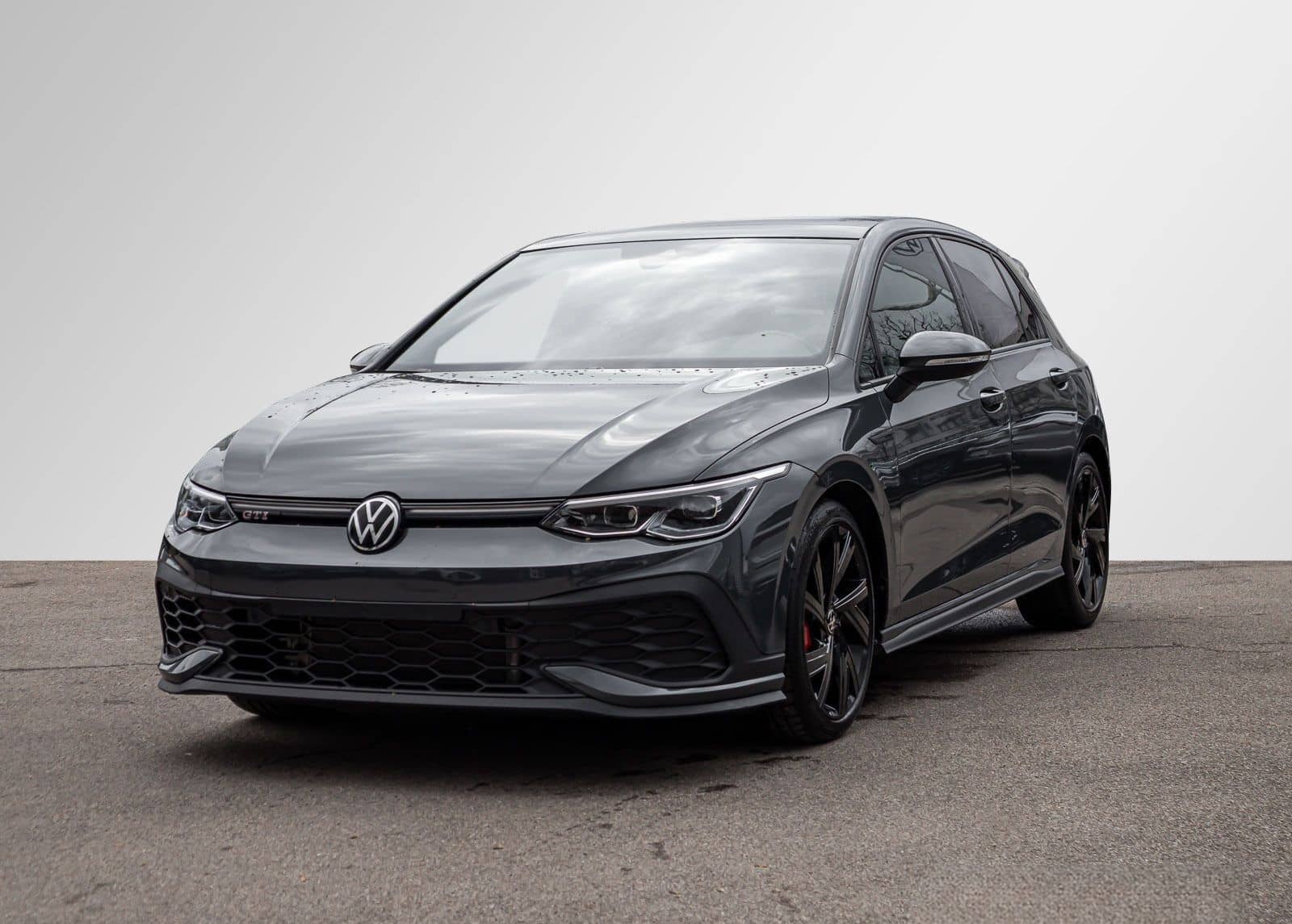 Volkswagen Golf VIII GTI Clubsport 2.0 TSI LED+ Navi Pano P foto 3