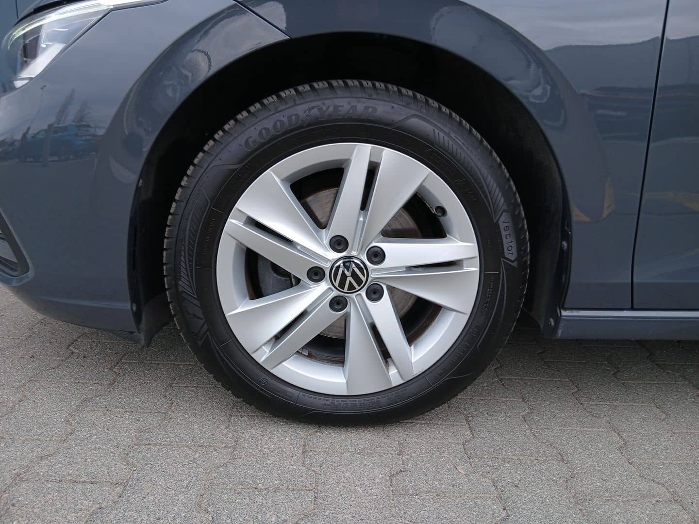 Volkswagen Golf VIII 2.0 TDI Life DSG *ACC*NAV*App-Connect* foto 7