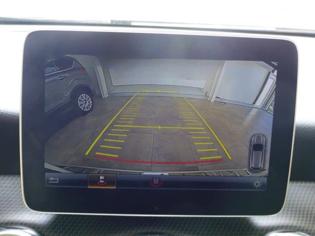 Mercedes-Benz GLA 250 4Matic Style Navi+Kamera+LED+Shzg+PDC+LM foto 13