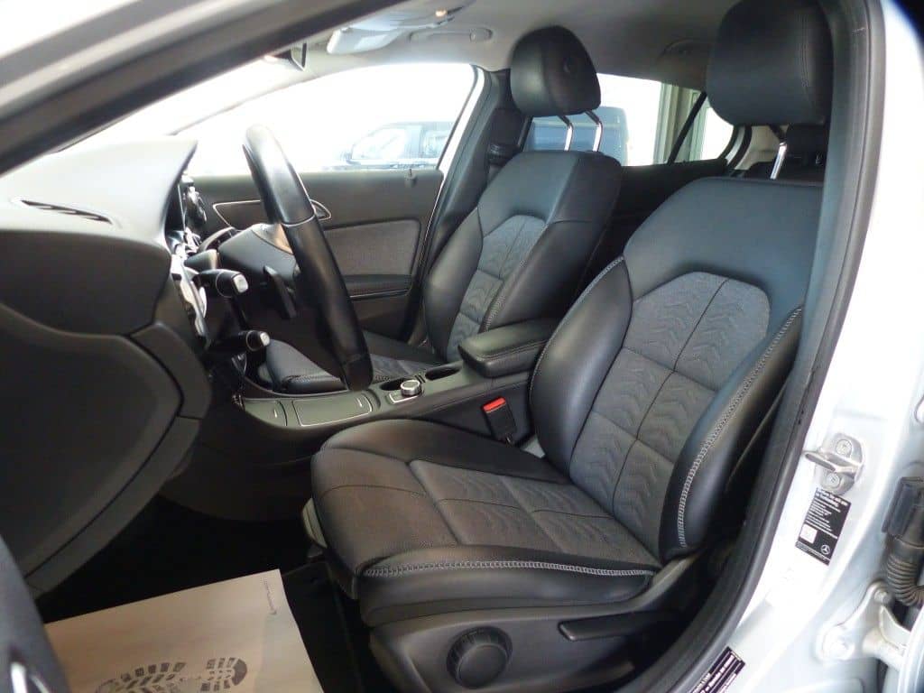 Mercedes-Benz GLA 250 4Matic Style Navi+Kamera+LED+Shzg+PDC+LM foto 8