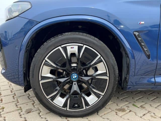 BMW iX3 M Sport Impressive 20'' AHK adLED H/K DAB HU foto 8