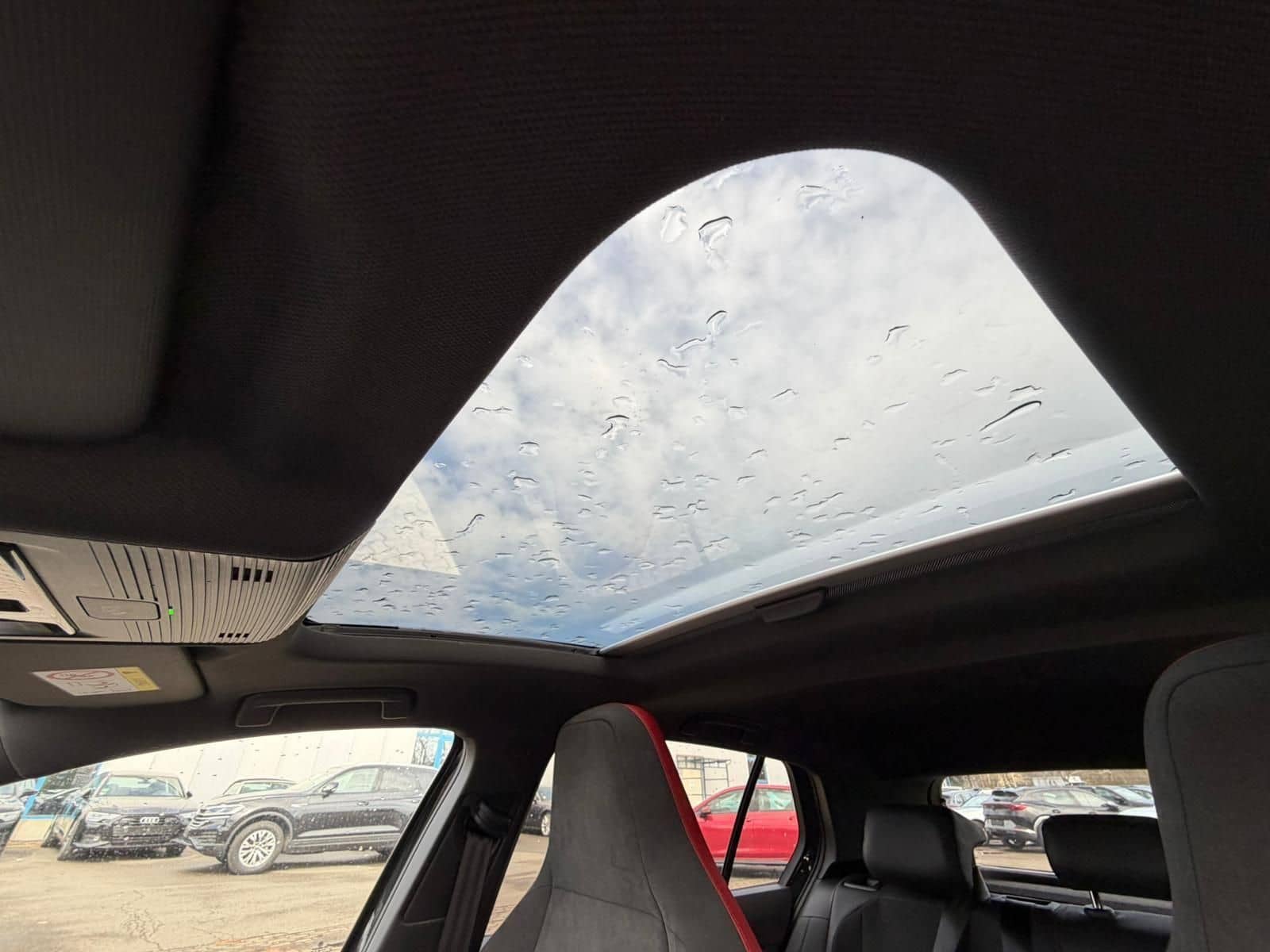 Volkswagen Golf GTI Clubsport 2.0 TSI /MATRIX/PANO/TRAVEL/ foto 8