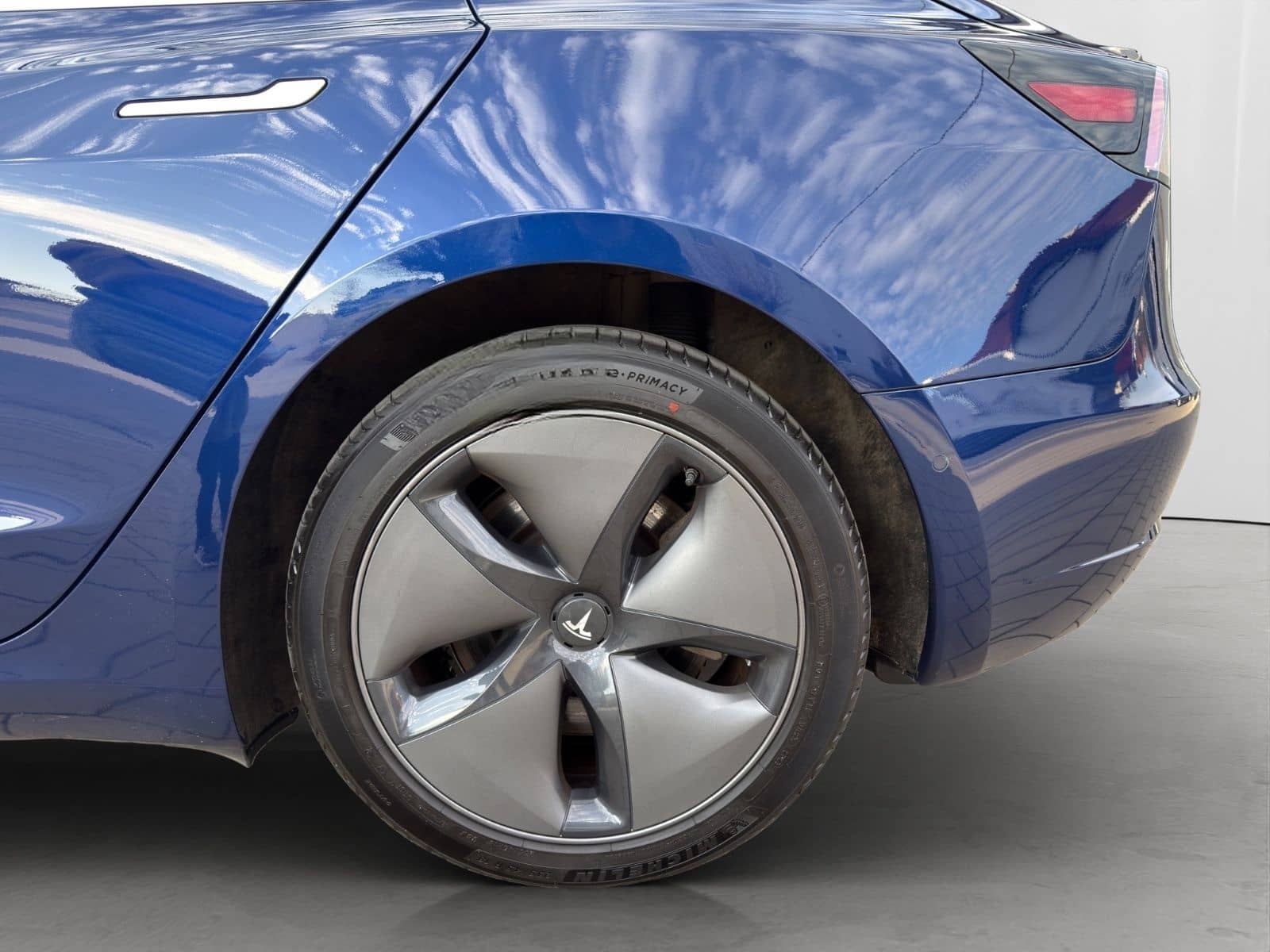 Tesla Model 3 Range Plus RWD 1.Hand foto 17