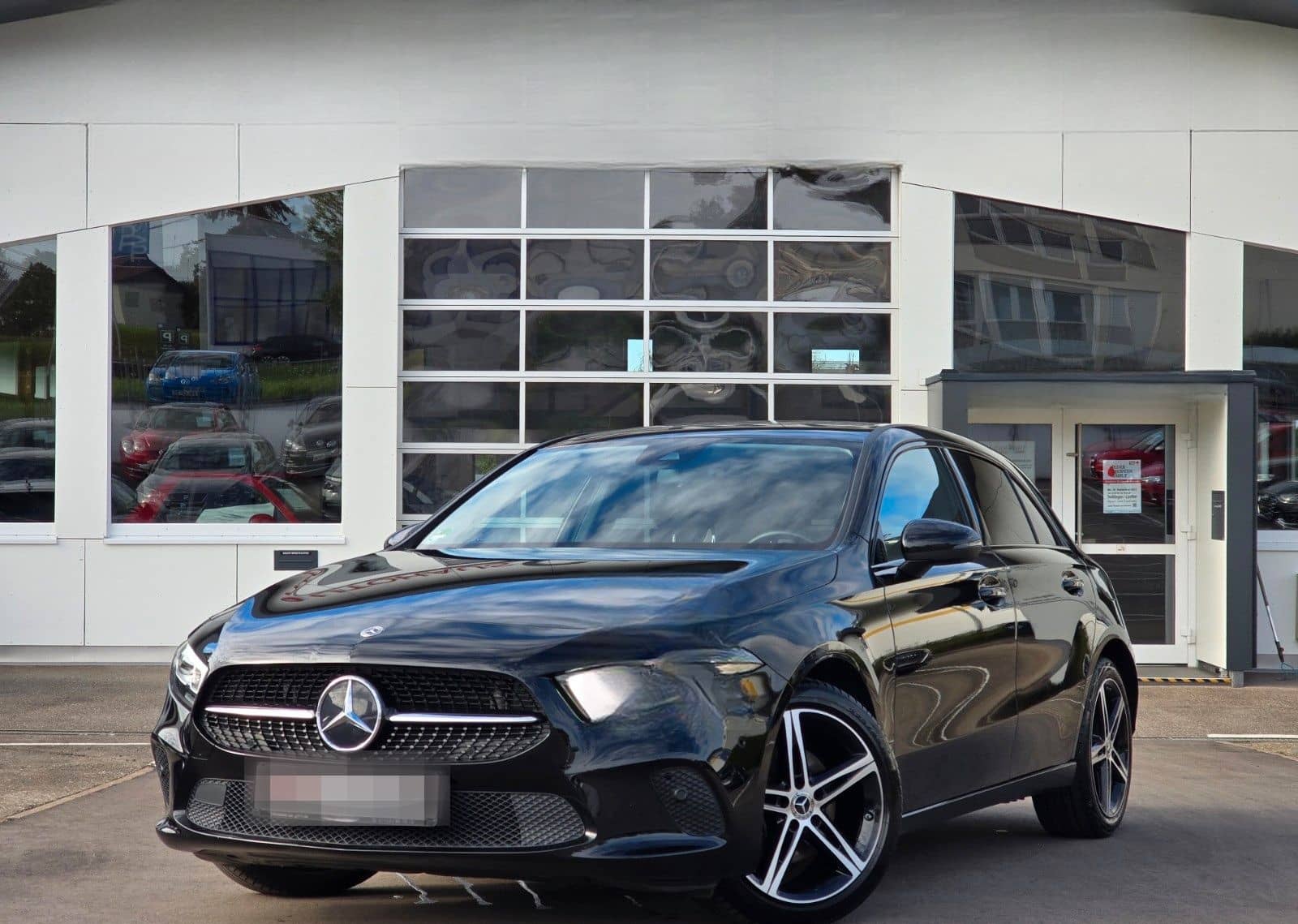 Mercedes-Benz A 200 d| SHZ| NAVI| APPLE & ANDROID foto 1