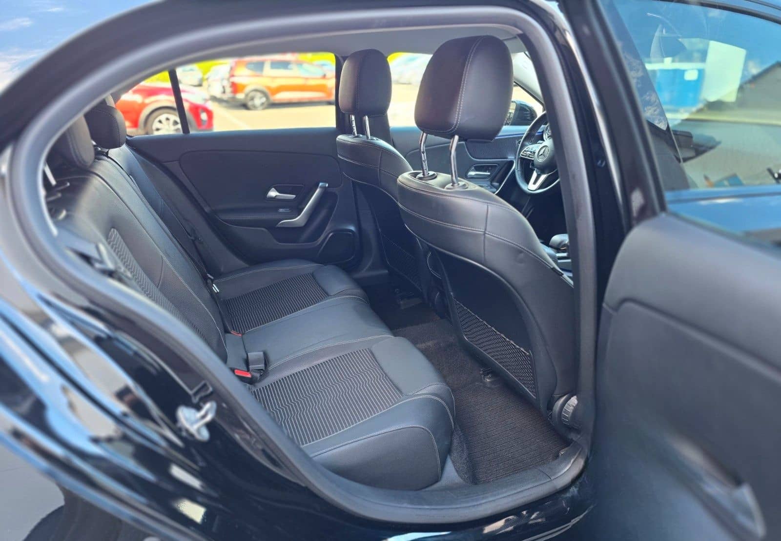 Mercedes-Benz A 200 d| SHZ| NAVI| APPLE & ANDROID foto 16