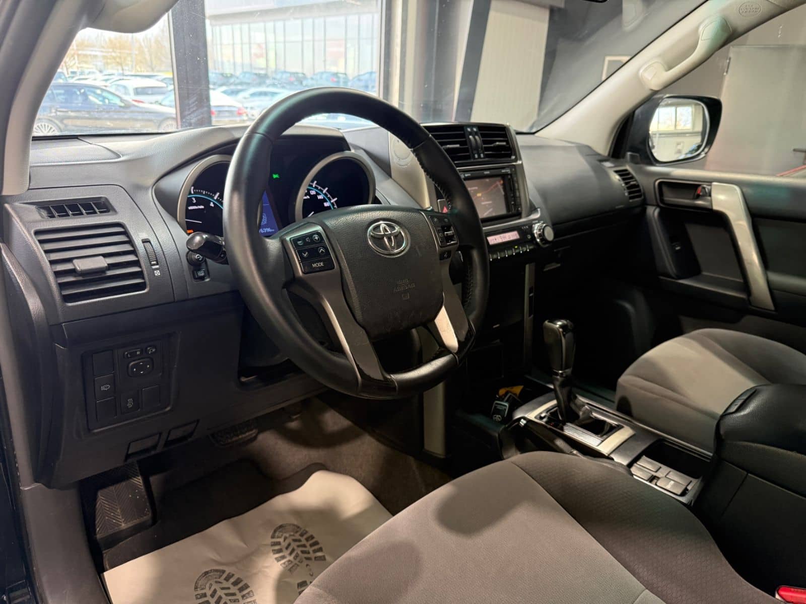 Toyota Land Cruiser 60th Anniversary 7-Sitz/Xenon/StHzg foto 22