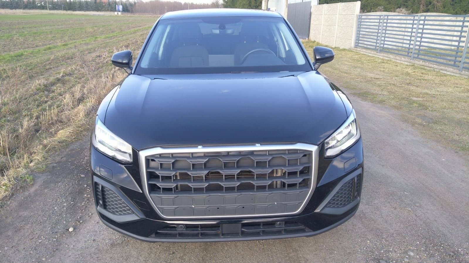 Audi Q2 35 1.5 TFSI STronic Navi Rückfahrkamera foto 2