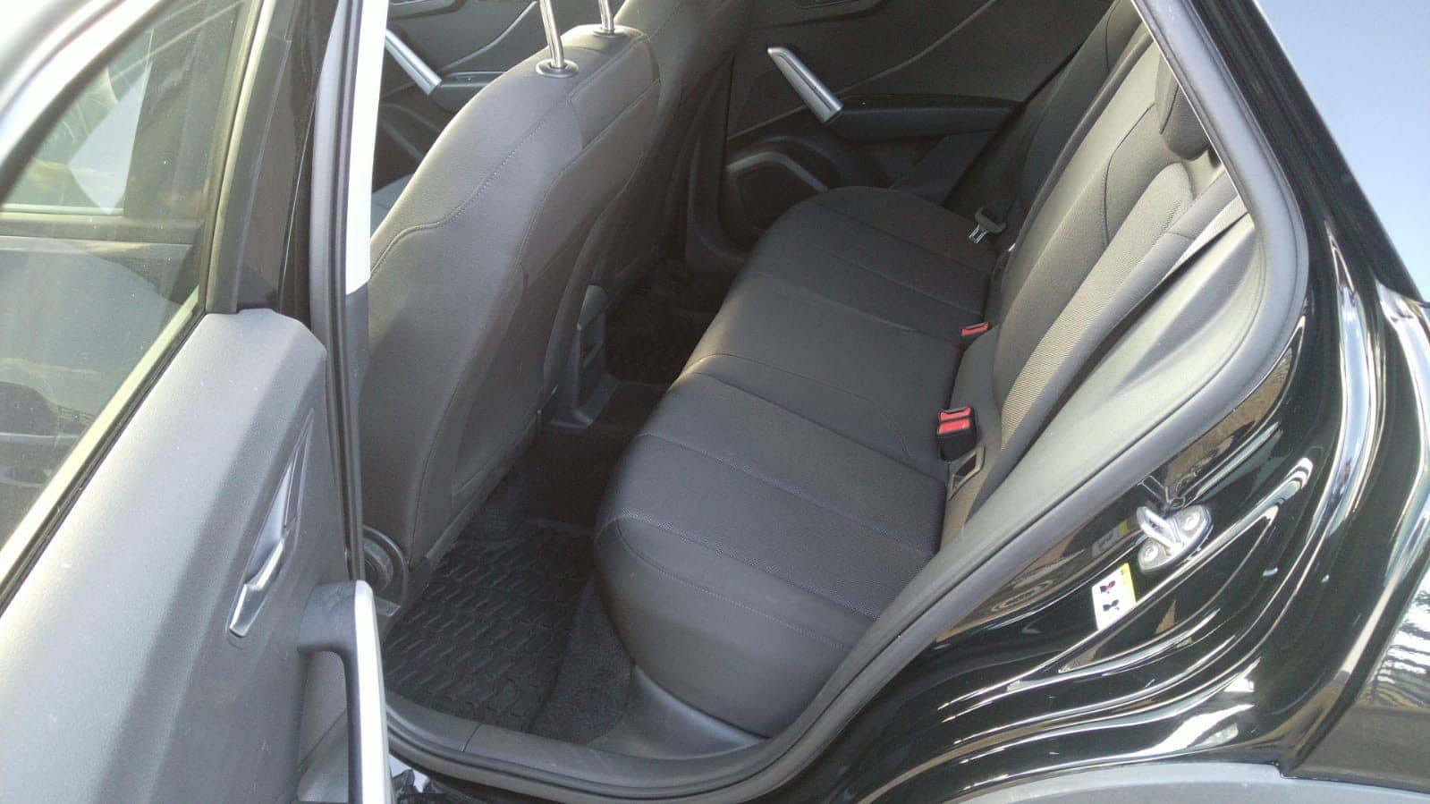 Audi Q2 35 1.5 TFSI STronic Navi Rückfahrkamera foto 12