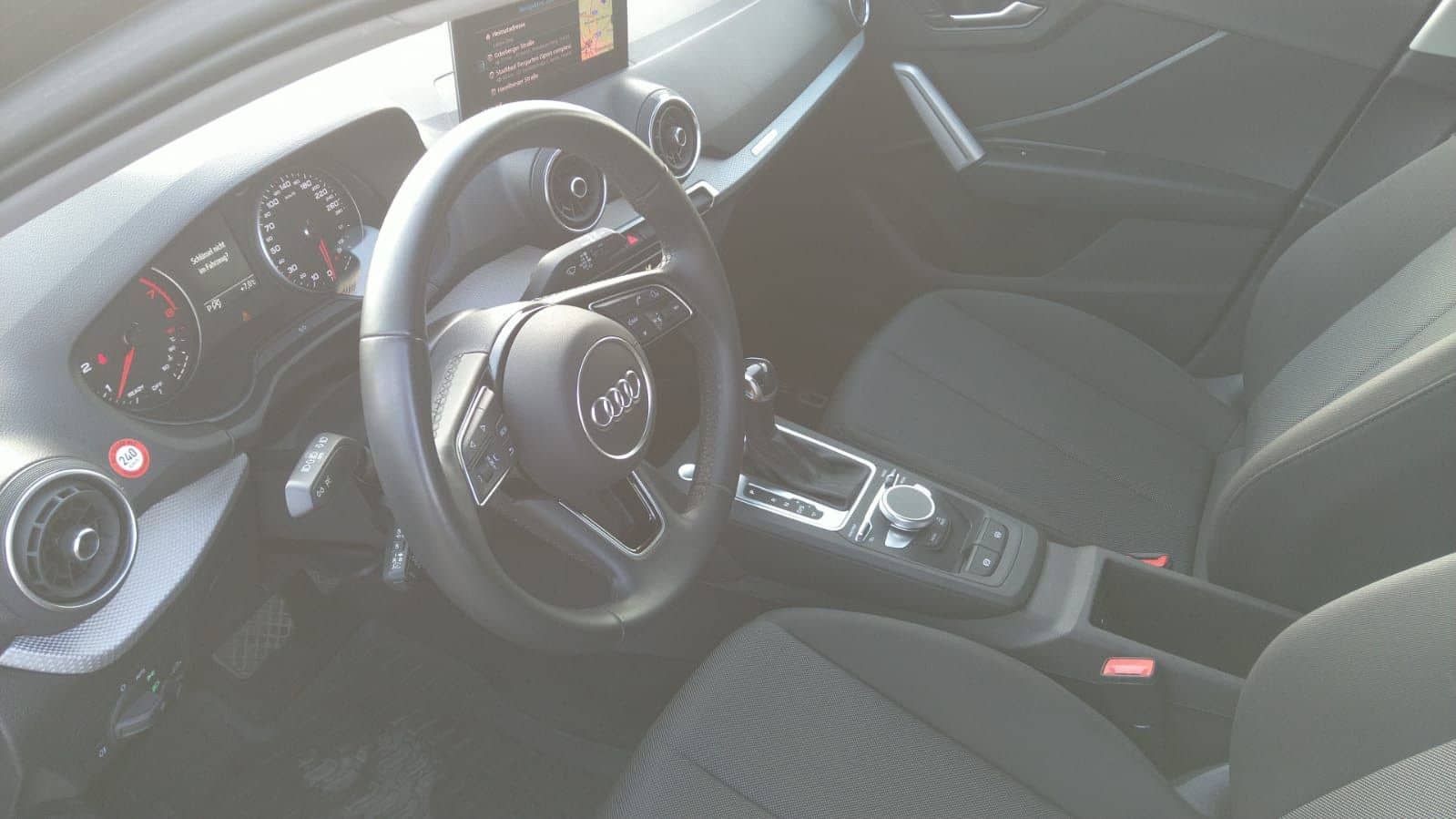 Audi Q2 35 1.5 TFSI STronic Navi Rückfahrkamera foto 10