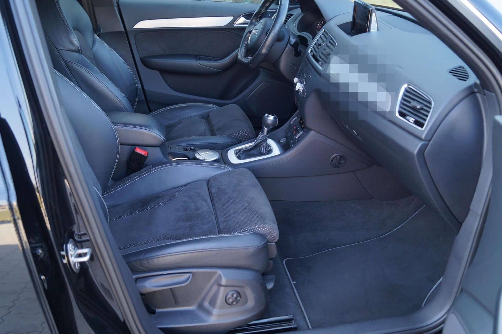 Audi Q3 sport quattro foto 13