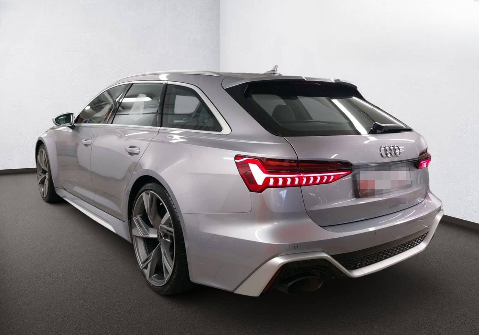 Audi RS 6 Avant quattro *AHK*NAVI*B&O*HUD*PANO*MATRIX foto 12