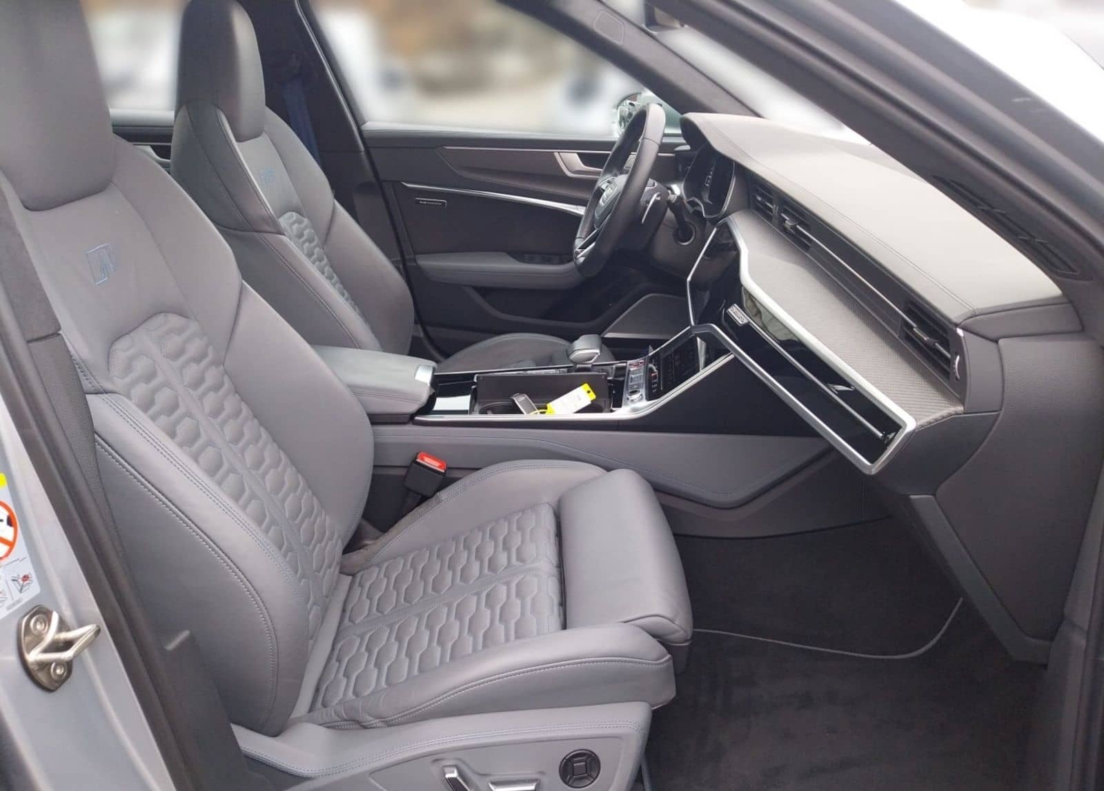 Audi RS 6 Avant quattro *AHK*NAVI*B&O*HUD*PANO*MATRIX foto 15