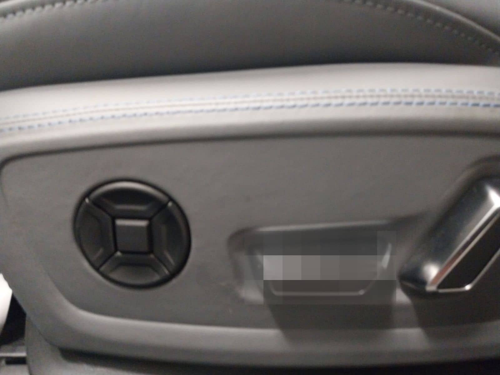 Audi RS 6 Avant quattro *AHK*NAVI*B&O*HUD*PANO*MATRIX foto 8