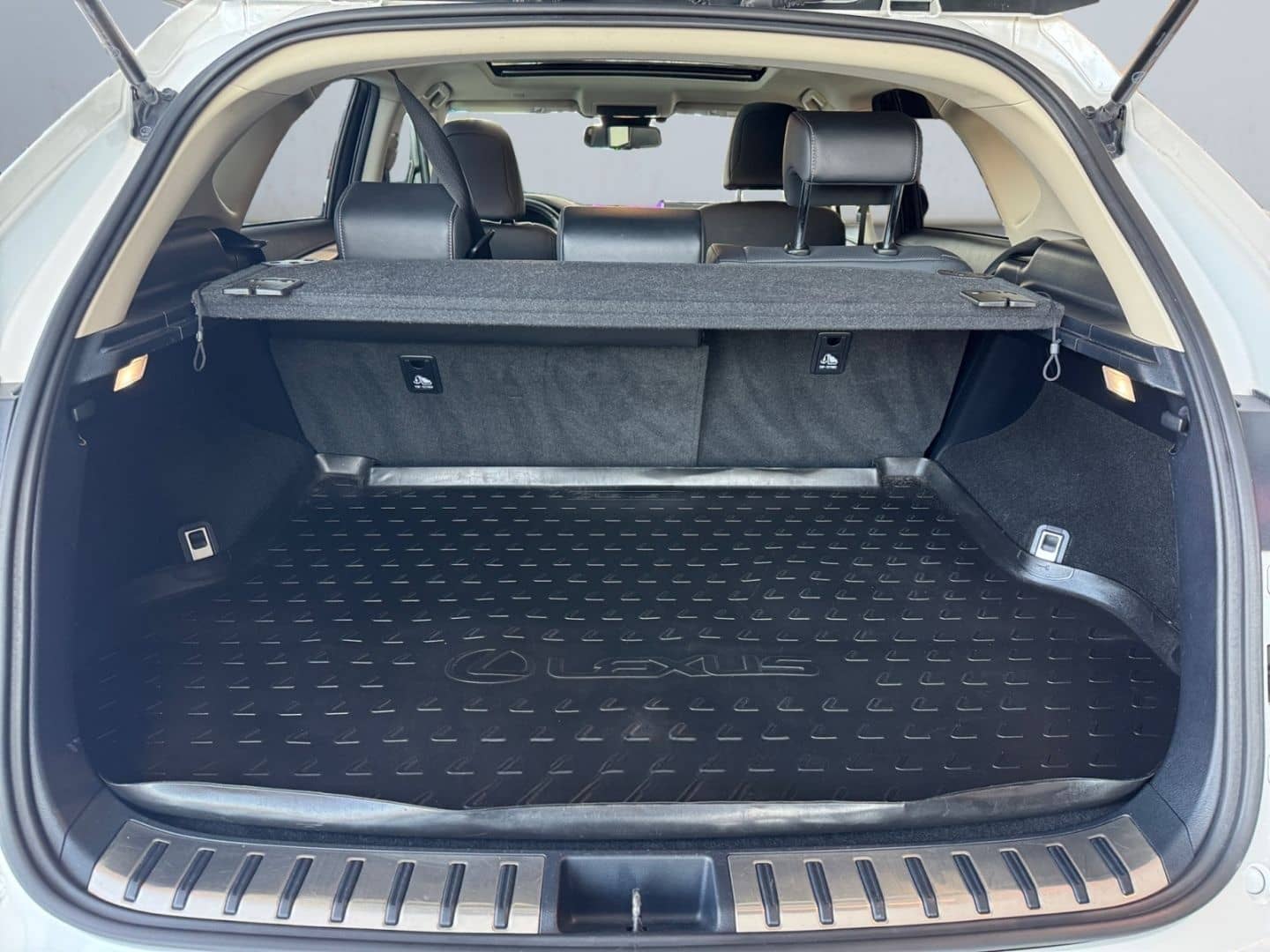 Lexus NX 300h Amazing Edition *Bi-LED*Soundsystem*SHZ* foto 18