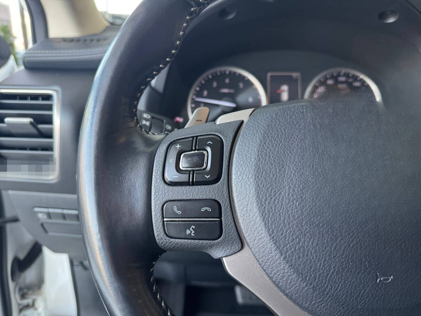 Lexus NX 300h Amazing Edition *Bi-LED*Soundsystem*SHZ* foto 25