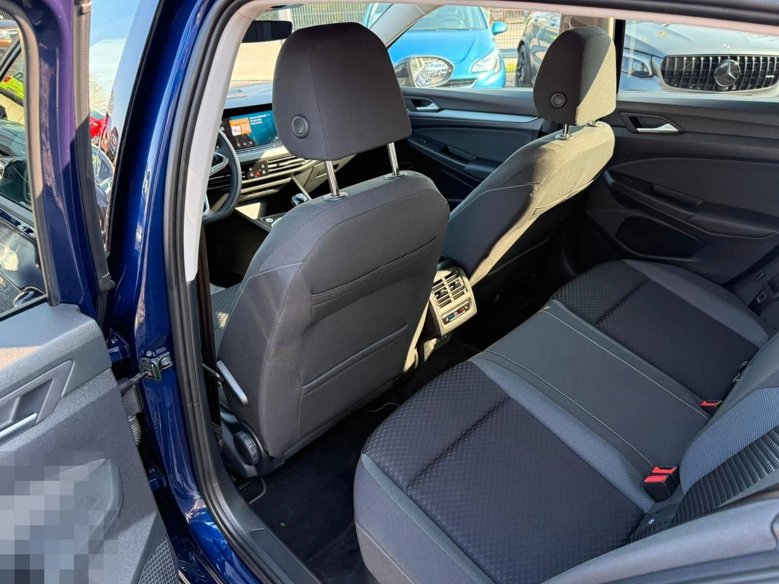 Volkswagen Golf VIII Lim. Active HUD ACC DAB STDHZG NAVI foto 15