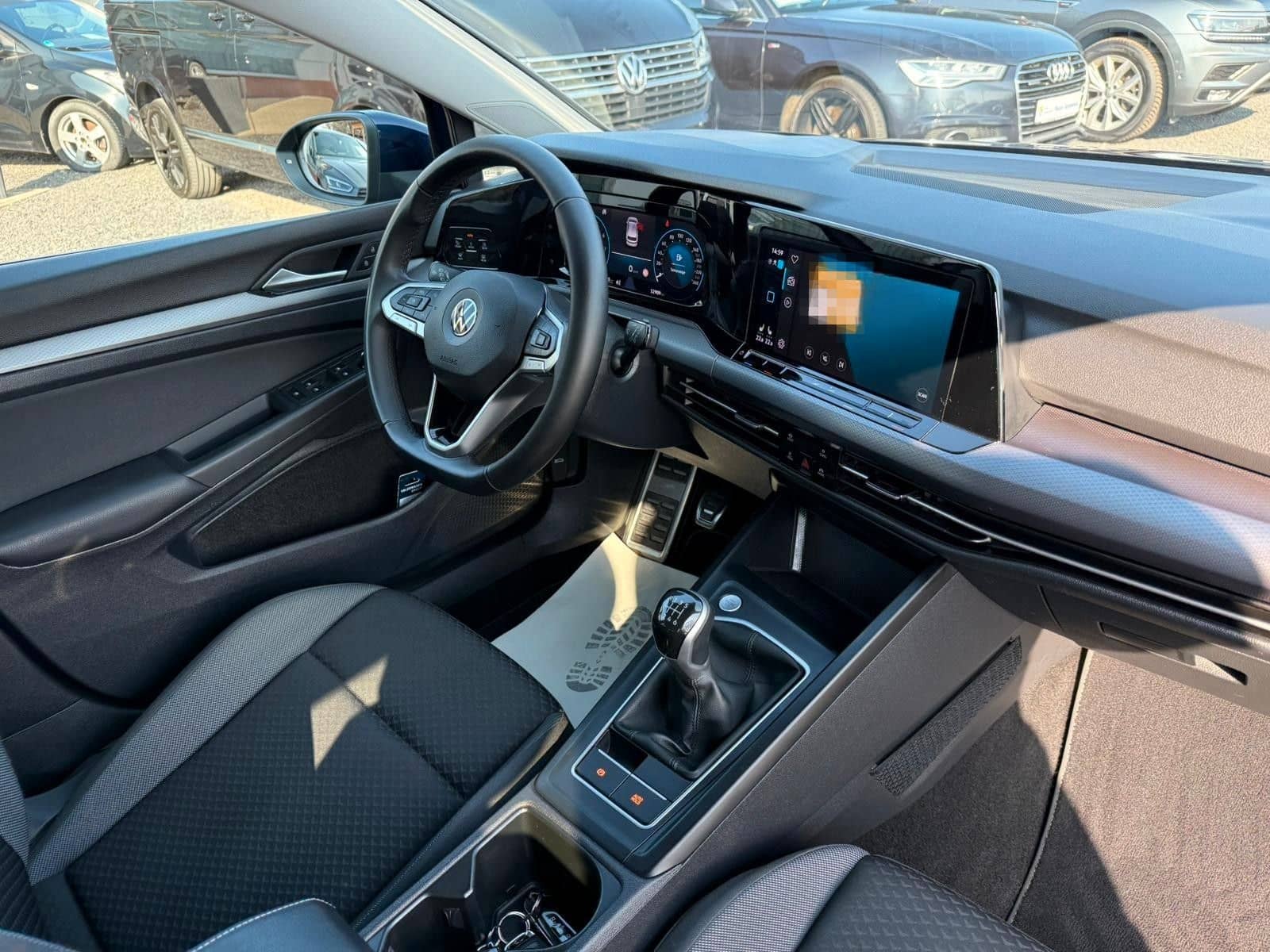 Volkswagen Golf VIII Lim. Active HUD ACC DAB STDHZG NAVI foto 19