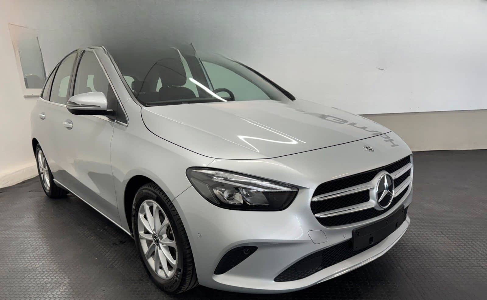 Mercedes-Benz B200d DCT PROGR*LEDER*HuD*LED*NAVI*KAMERA*SHZ* foto 1