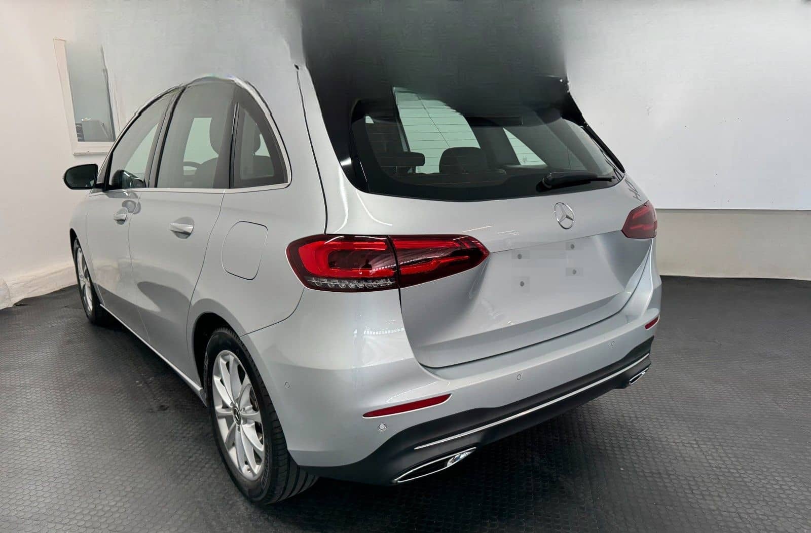 Mercedes-Benz B200d DCT PROGR*LEDER*HuD*LED*NAVI*KAMERA*SHZ* foto 6