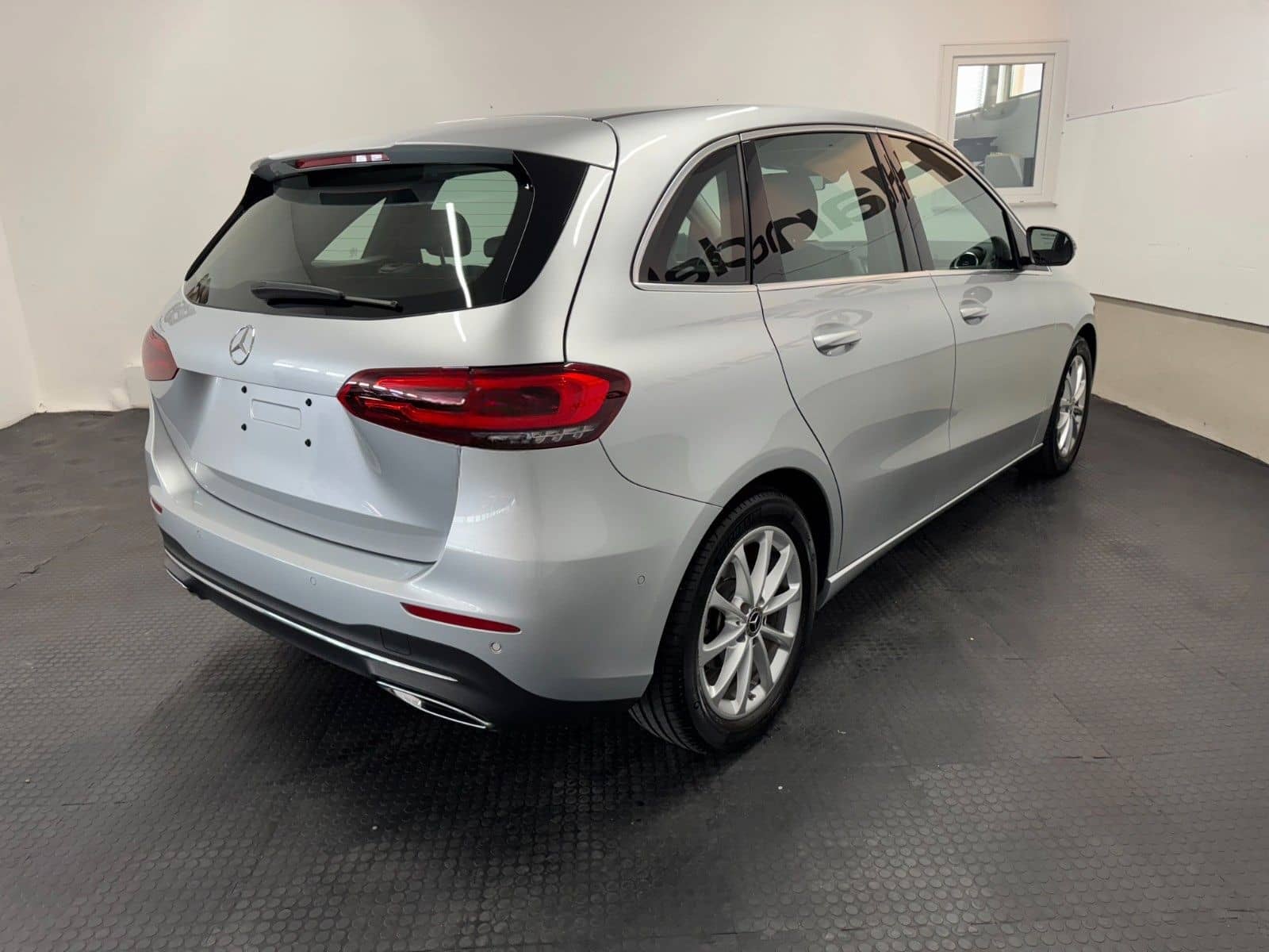 Mercedes-Benz B200d DCT PROGR*LEDER*HuD*LED*NAVI*KAMERA*SHZ* foto 8