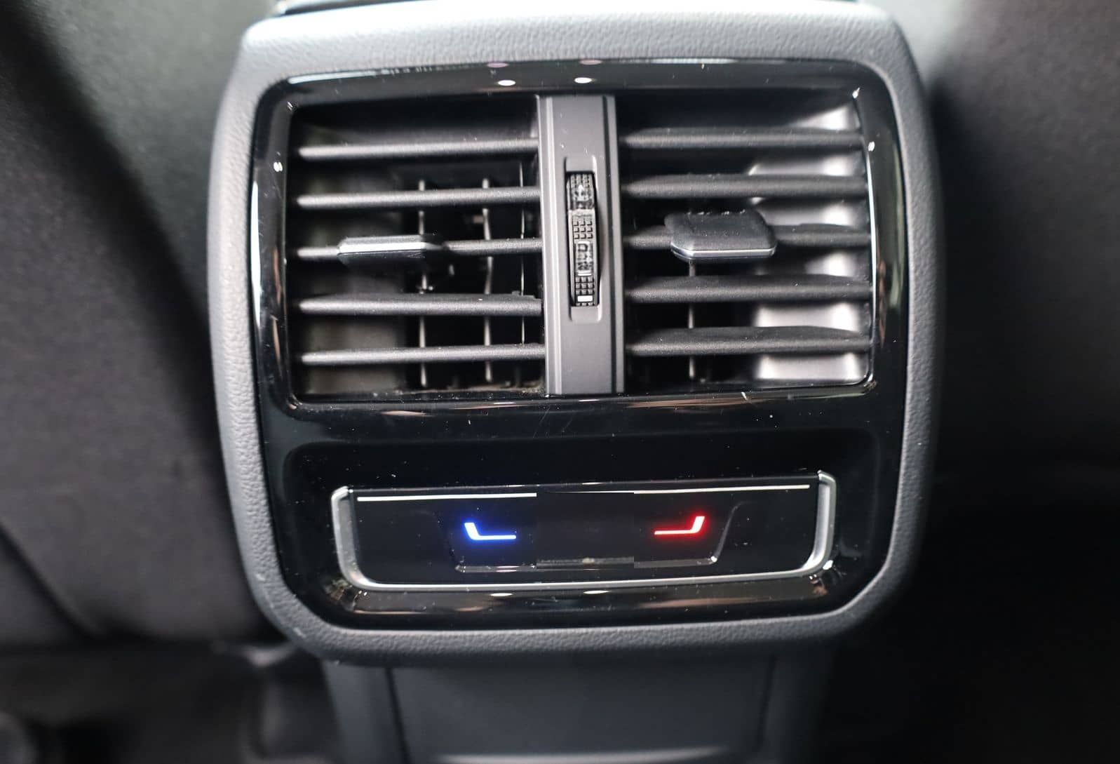 Volkswagen Passat Variant Business 2.0TDI*Kamera*ACC*AHK* foto 18