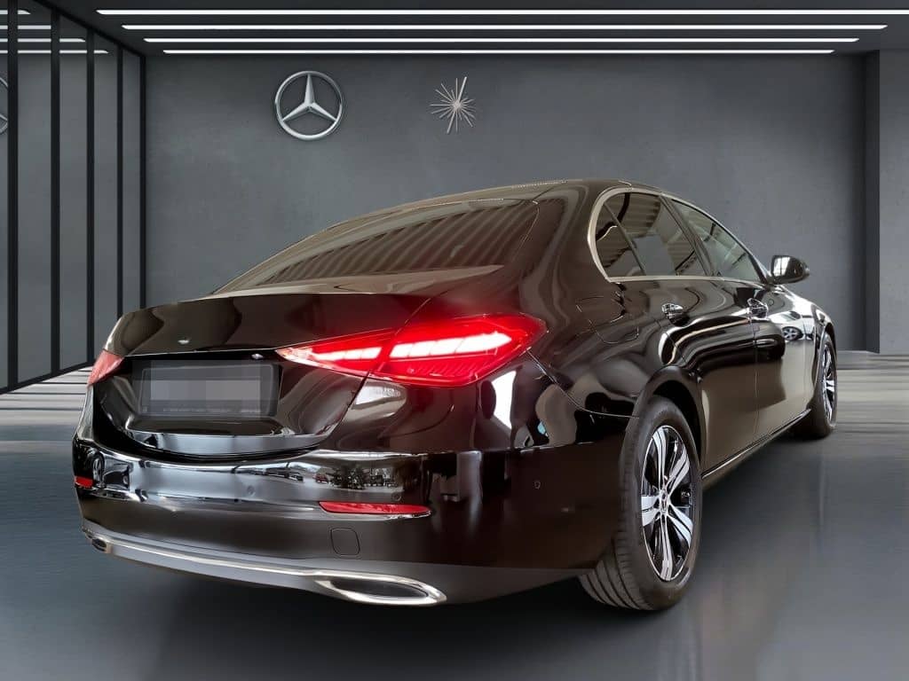 Mercedes-Benz C 180 Avantgarde - Panorama - Burmester - Totwin foto 13