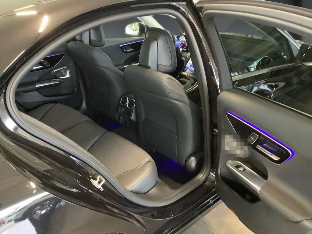 Mercedes-Benz C 180 Avantgarde - Panorama - Burmester - Totwin foto 14