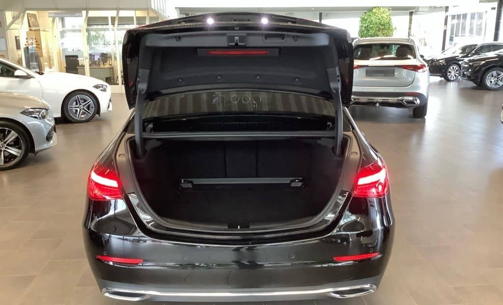 Mercedes-Benz C 180 Avantgarde - Panorama - Burmester - Totwin foto 10