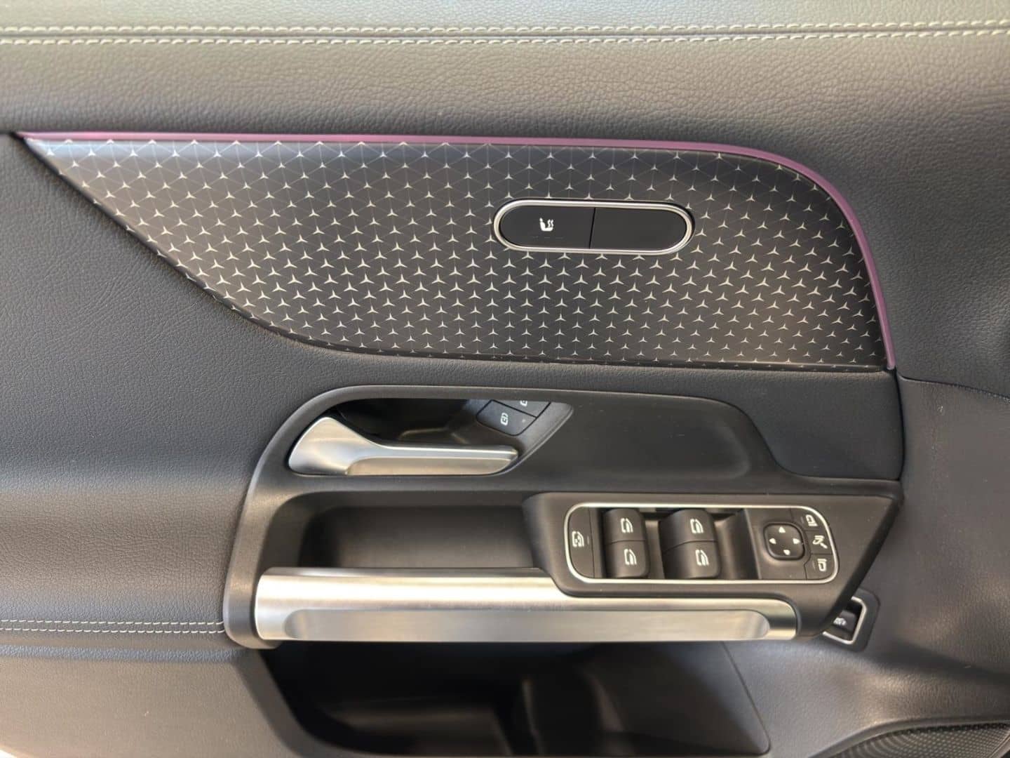 Mercedes-Benz EQB 350 4M PROGRESSIVE ADVANCED PLUS KAMER+SOUND foto 11