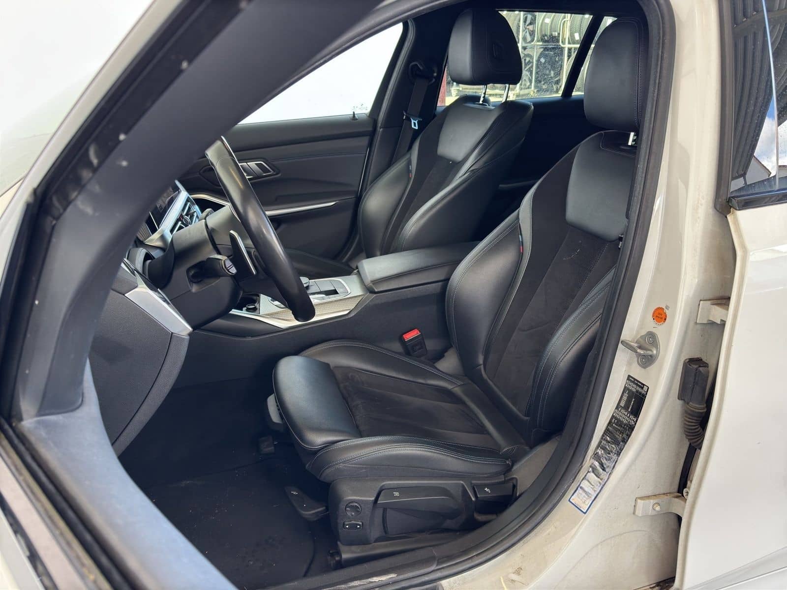 BMW 320d Tour. M Sport Navi.LED.AHK.RFK.SHZ.DAB foto 8